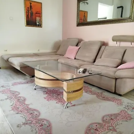 House Dea 모스타르
